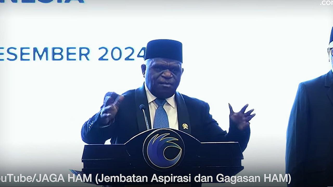 Natalius Pigai soal Pelajar Nakal Dibawa ke Barak TNI: Bukan Merupakan Corporal Punishment