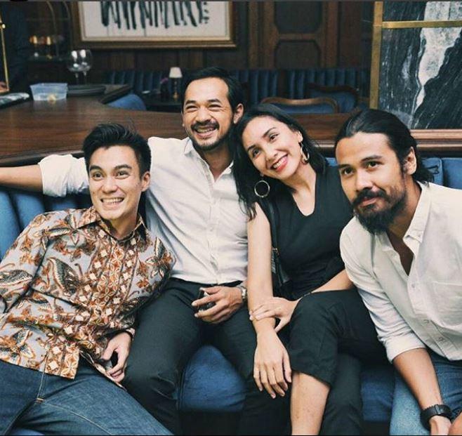 Baim Wong pose bersama Oka Antara, dan Chicco Jerikho (Foto: Instagram)