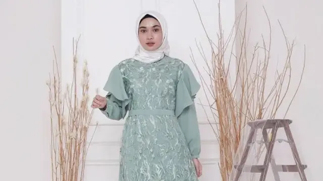 Gamis brokat warna mint green