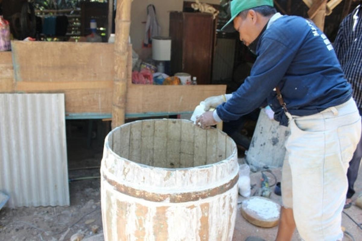 Mengintip pembuatan beduk seharga Rp 20 juta di Malang