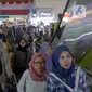 Pasar Tanah Abang semakin ramai dikunjungi pembeli. (Liputan6.com/Herman Zakharia)