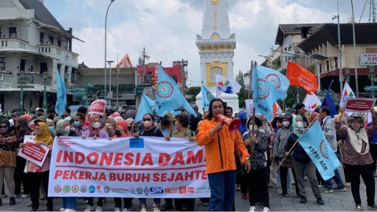 Demo Buruh di DIY Minta UMP 2026 Naik Jadi Rp3,7 Juta, Upah Minim Bikin Hidup Menumpang di Rumah Mertua