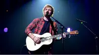 Batal di Indonesia Ed Sheeran Tetap Manggung di Singapura