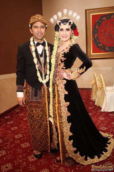 Pernikahan Arumi Bachsin dan Emil Dardak | Foto: KapanLagi.com
