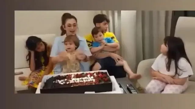 [Fimela] Ultah Stefan William