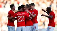 Para pemain Inggris merayakan gol Marcus Rashford ke gawang Kosta Rika. (doc. FA)