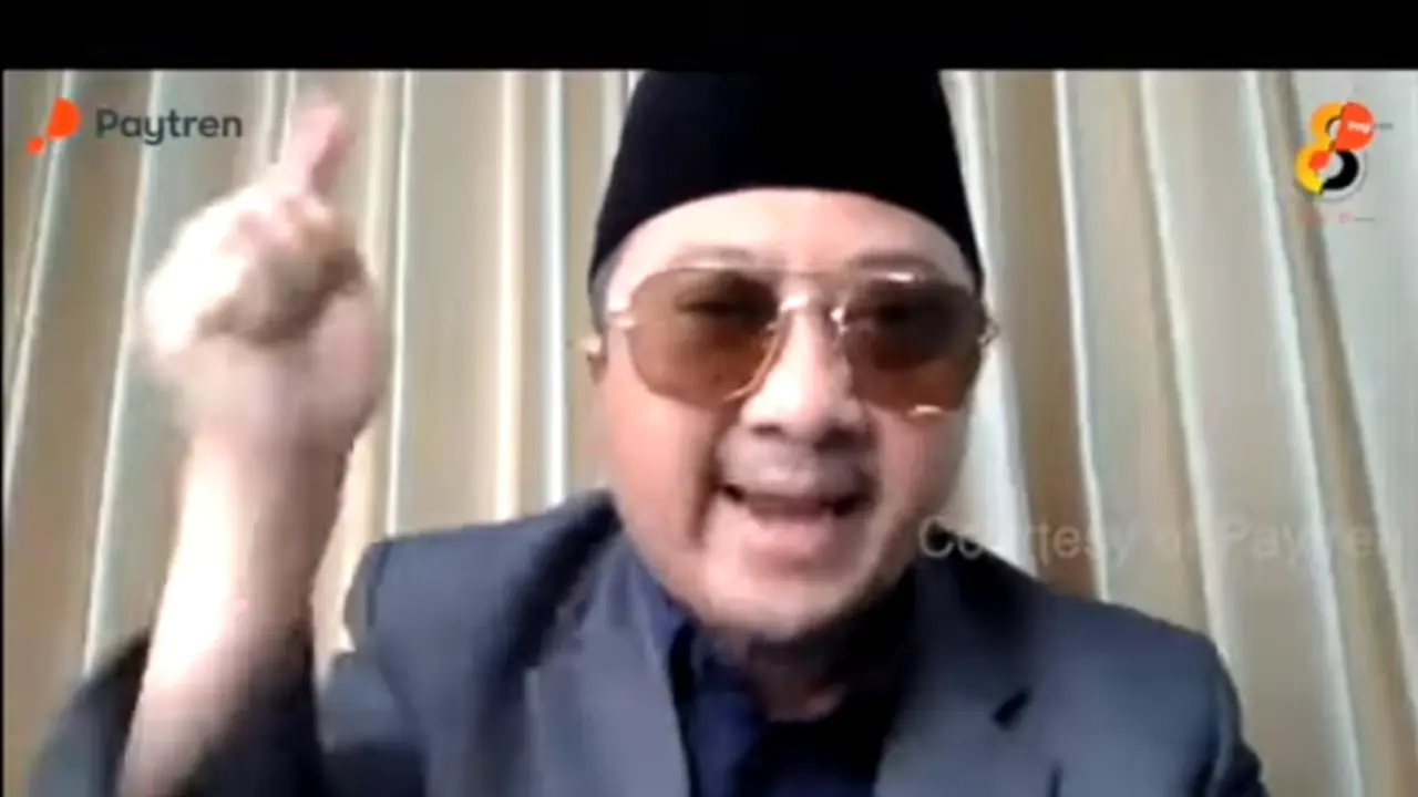 Ust.Yusuf Mansur pada acara Sewindu PayTren.