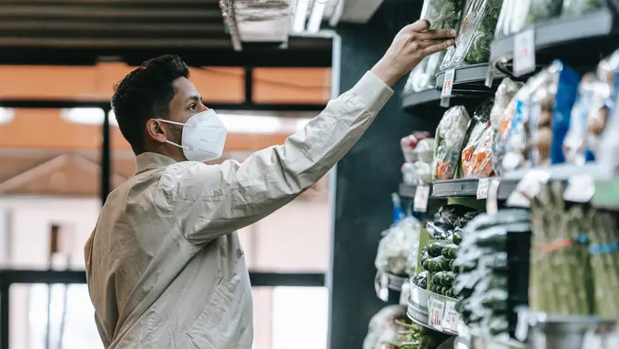 Heboh, Beli Minyak Goreng Subsidi Harus Pakai Fotokopi KK dan Bukti Vaksin