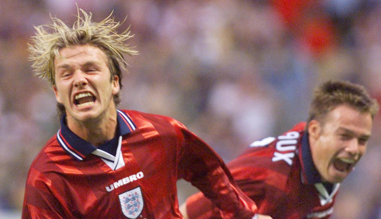 Mulai dari rambut panjang, potongan rambut belah pinggir, botak hingga mohawk. (AFP/Gerry Penny)