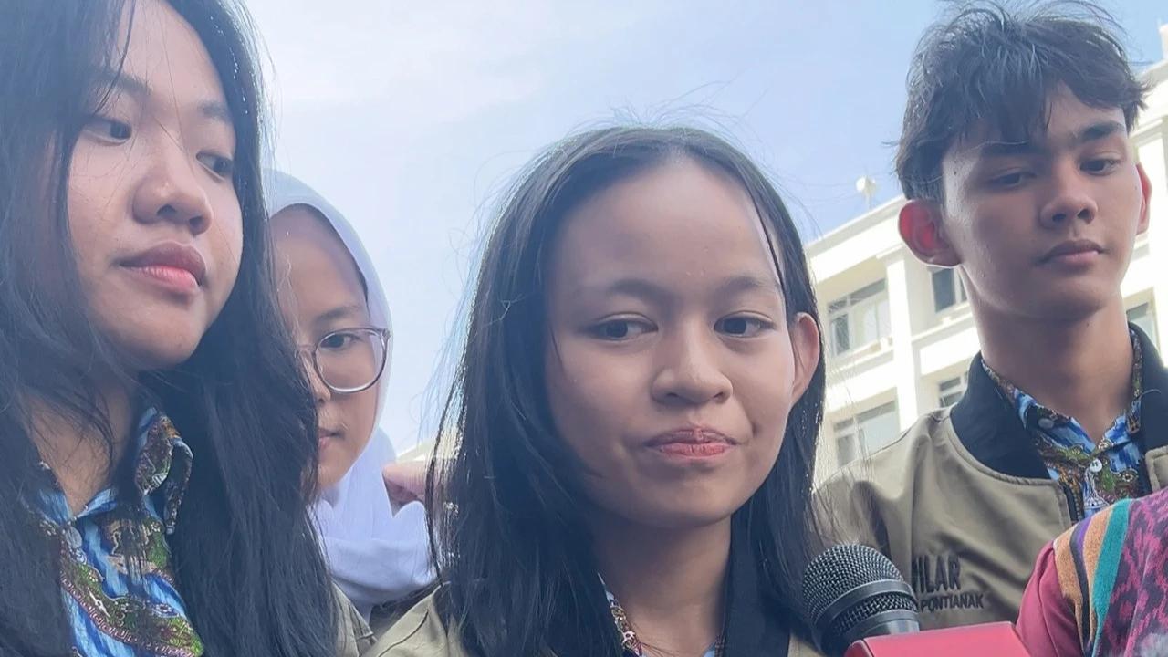 MPR Tunjuk Josepha Siswi Viral SMAN 1 Pontianak Jadi Duta Lomba Cerdas Cermat 4 Pilar