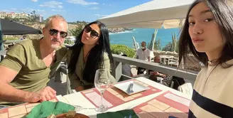 Anggun Cipta Sasmi bersama anaknya (Instagram/anggun_cipta)