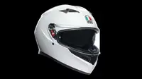 Helm AGV K3 model terbaru.