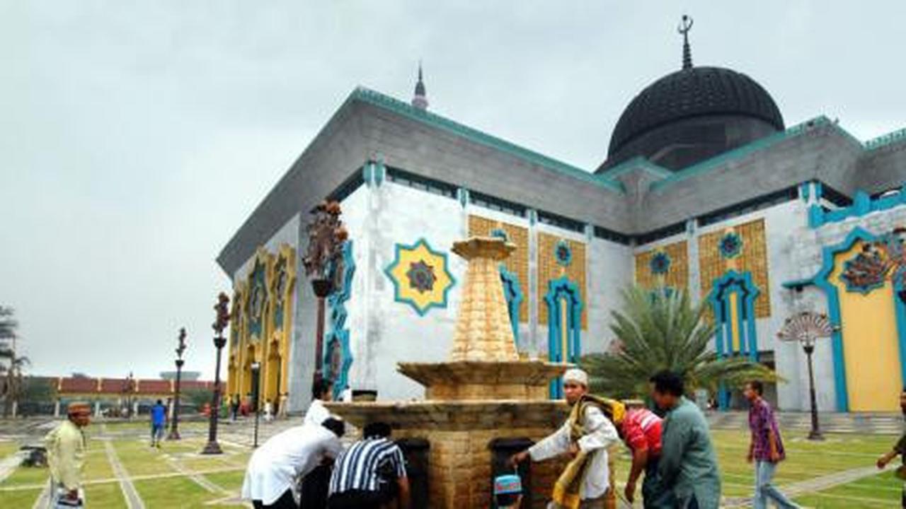 Kramat Tunggak, dari lokalisasi kini jadi tempat mengaji