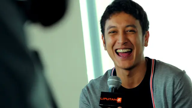 Barris, Langkah Mantap Dimas Anggara di Dunia Musik