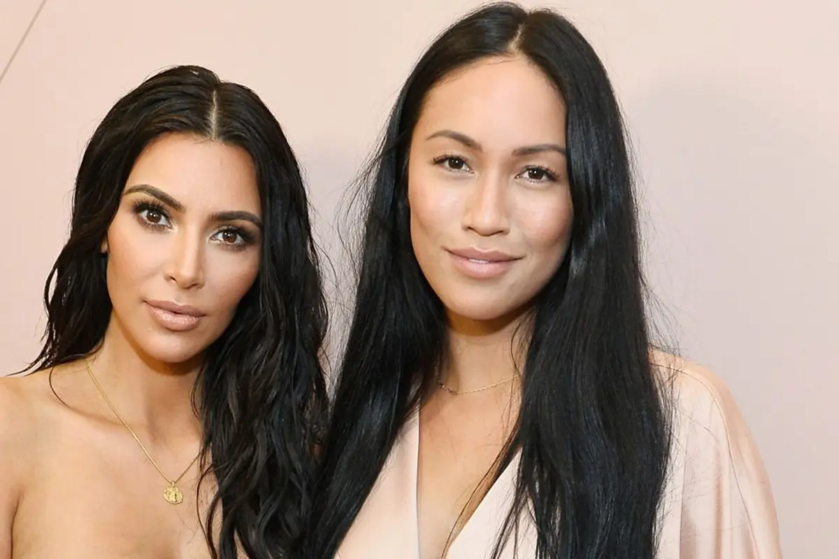 [Bintang] Stephanie Shepherd dan Kim Kardashian