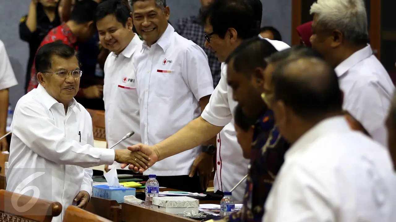 Jusuf Kalla Hadiri RDPU dengan Komisi XI DPR