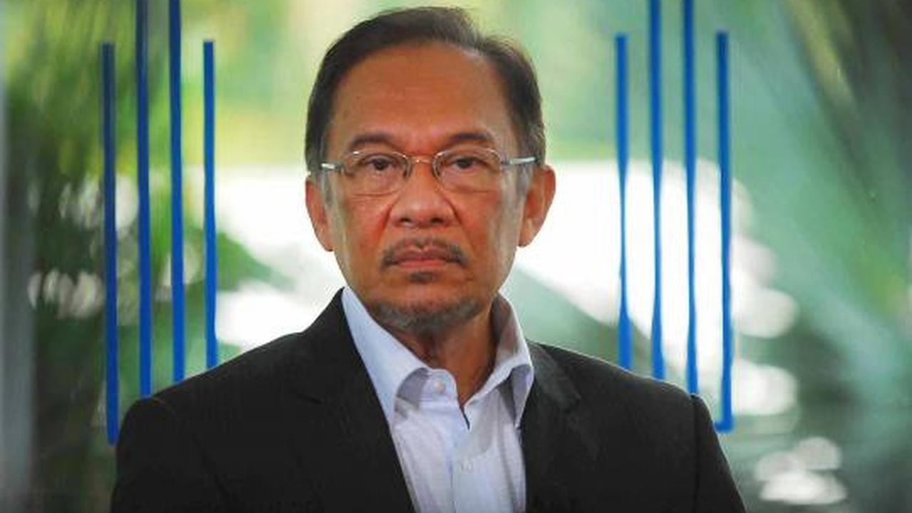 Potret wajah pemimpin oposisi Malaysia Anwar Ibrahim