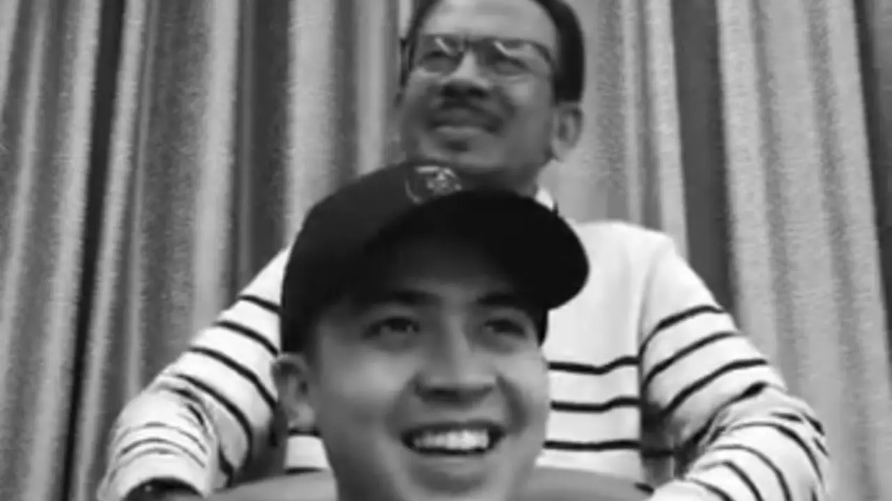 Potret Ayah Jerome ketika Masih Sehat dan Aktif