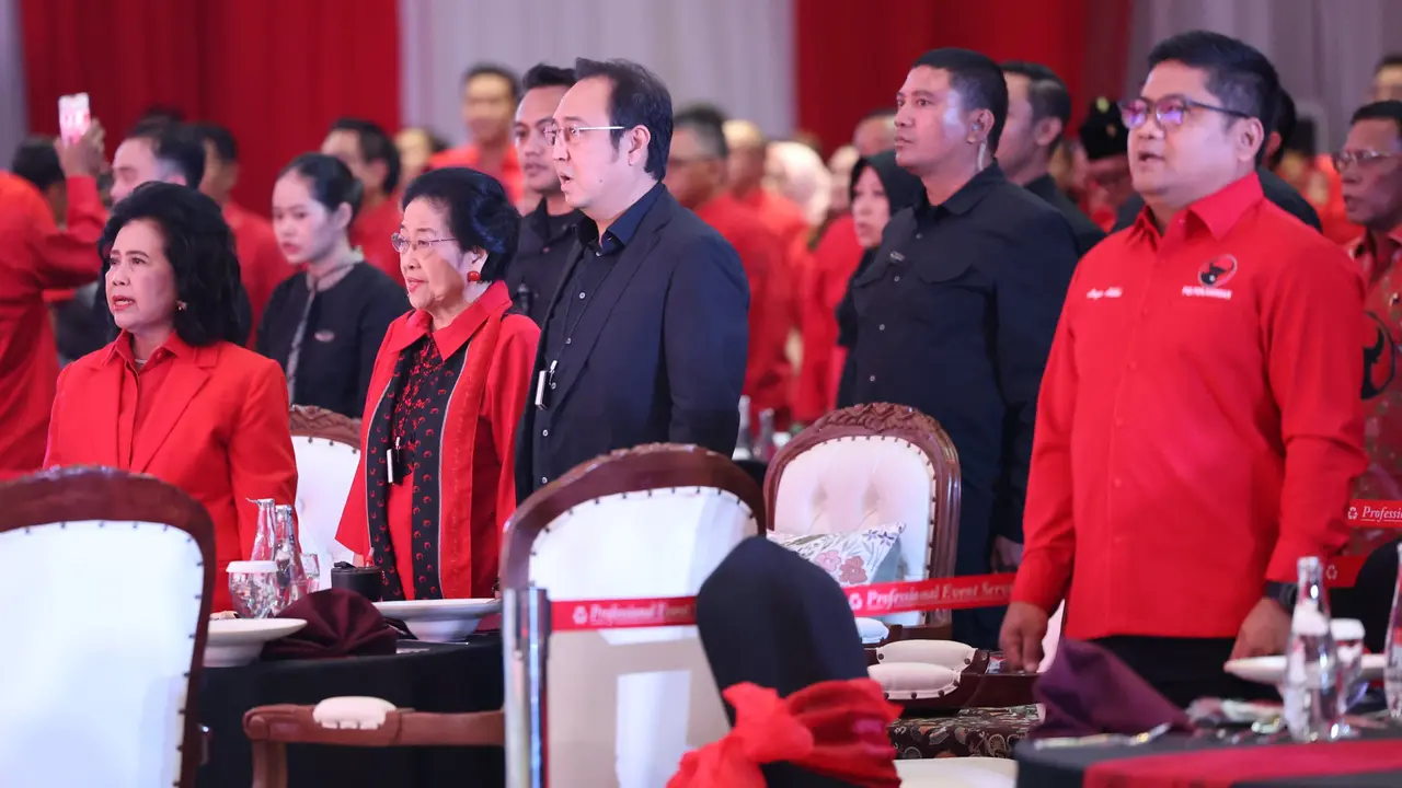 Presiden Kelima RI yang juga Ketua Umum DPP PDI Perjuangan (PDIP) Megawati Soekarnoputri menghadiri Penganugerahan Trisakti Tourism Award (Desa Wisata) 2025.
