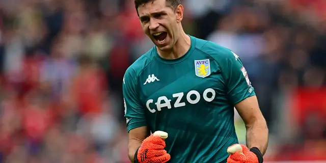 Emiliano Martinez Bisa Jadi Solusi atau Bencana Baru di Gawang Manchester United