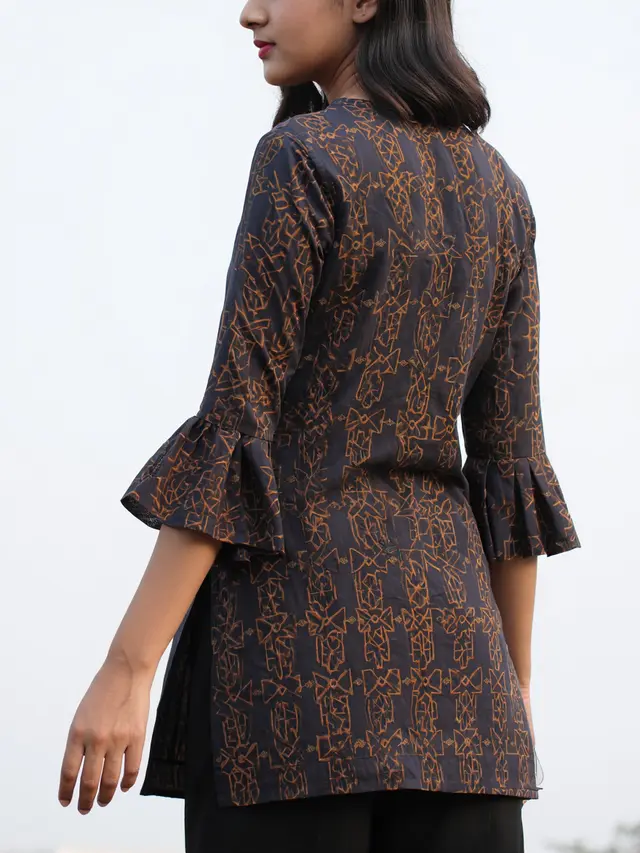 Tunik Batik Lengan Kerut Motif Earth Tone