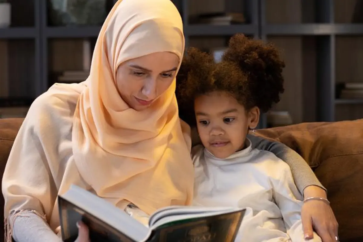 5 Kegiatan yang Bisa Bantu Dekatkan Hubungan Orangtua dan Anak di Bulan Ramadan
