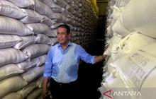 Mentan Amran Sulaiman: Stok Beras Nasional Capai 4,5 Juta Ton, Ketahanan Pangan Aman di Tengah Gejolak Global