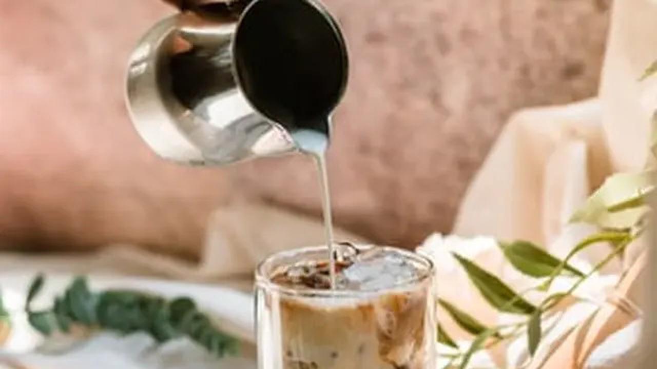11 Resep Es Nutrijel Cincau yang Segarnya Bikin Nagih, Cocok untuk Menu Buka Puasa