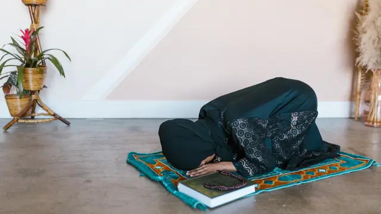 Cara Sholat Tahajud, Lengkap Bacaan Niat dan Tata Pelaksanaannya