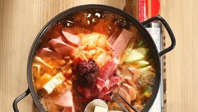 Buat Kamu yang Makannya Lama, Pasti Paham Hal-hal Berikut