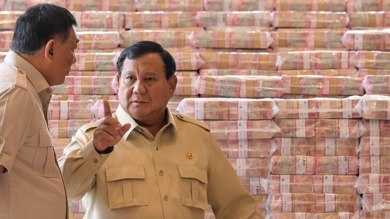 FOTO: Penampakan Uang Rp 2,4 Triliun Hasil Korupsi CPO di Hadapan  Prabowo