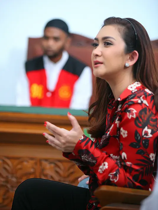 Dalam sidang kemarin, pihak Nafa Urback memberikan kesaksiaannya. Dalam sidang tersebut, terdakwa membenarkan apa yang telah disampaikan oleh dua saksi dari anggota polisi. (Nurwahyunan/Bintang.com)