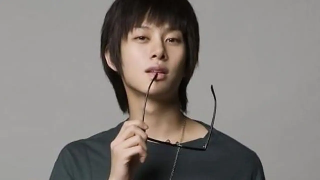 kim-heechul-130904b.jpg