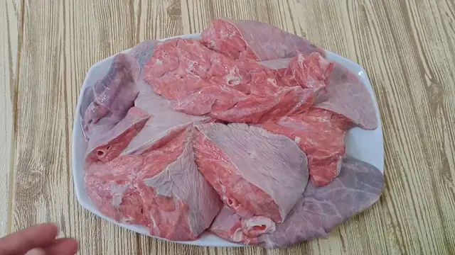 Cukup Pakai 2 Bahan, Begini Cara Cuci Paru Sapi Biar Bersih Optimal dan Anti Amis