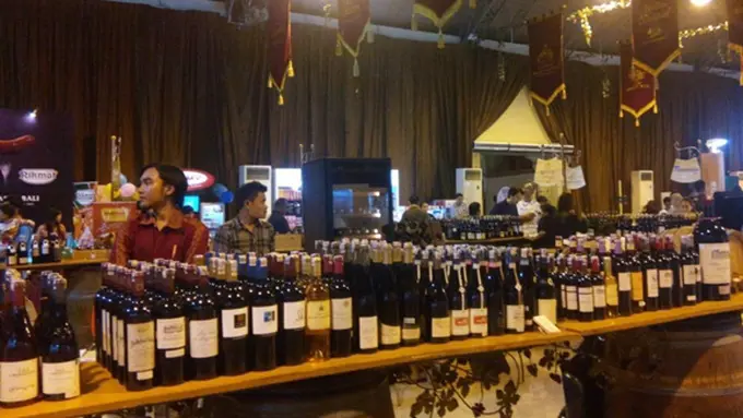 Copyright by Vemale.com