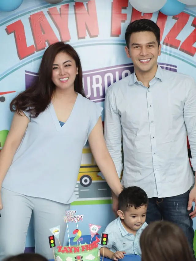 [Bintang] Jonathan Frizzy