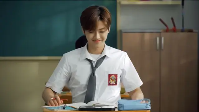 Kolaborasi dengan Brand Kosmetik Lokal, Member NCT Dream Rasakan Pakai Seragam SMA Indonesia