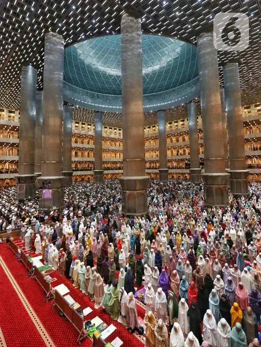 Kementerian Agama (Kemenag) bersama perwakilan ormas-ormas dan Majelis Ulama Indonesia (MUI) memutuskan awal Ramadan 1445 Hijriah melalui Sidang Isbat yang digelar bersama di Jakarta, Minggu (11/3/2024) lalu. (Liputan6.com/Angga Yuniar)