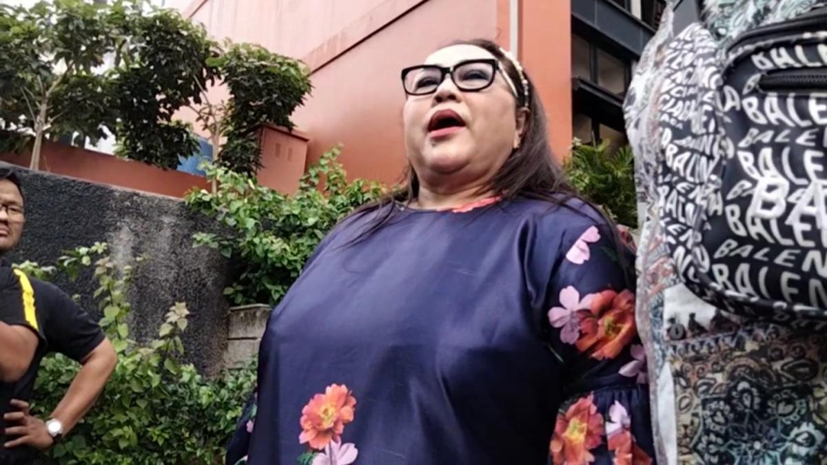 Nunung Beberkan Pengobatan yang Dijalaninya, Termasuk Efek Konsumsi Obat Jangka Panjang