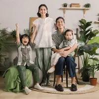 Foto Lebaran keluarga Andien. [Foto: Instagram/andienaisyah]