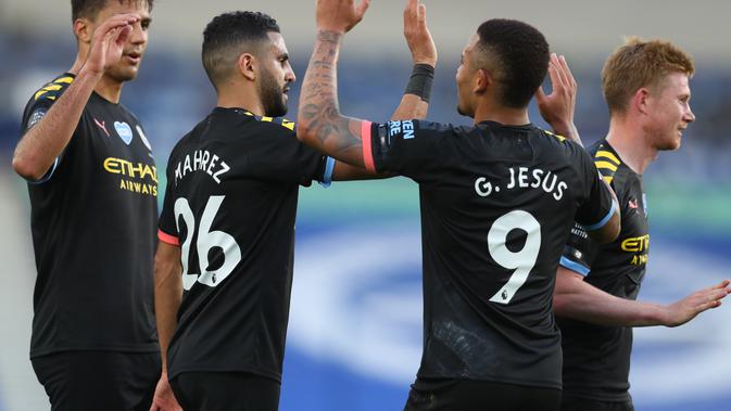 Manchester City merayakan gol yang dicetak Gabriel Jesus saat melawan Brighton Hove Albion (AFP)