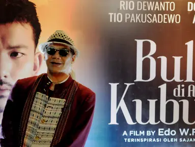 Tio Pakusadewo saat menghadiri Premier film Bulan di Atas Kuburan, Jakarta, Sabtu (11/4/2015). (Liputan6.com/Andrian M Tunay)
