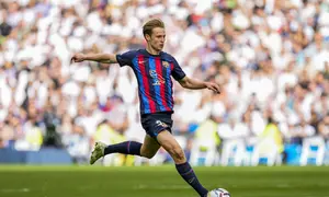 Gelandang Barcelona Frenkie de Jong. (AP Photo/Bernat Armangue)