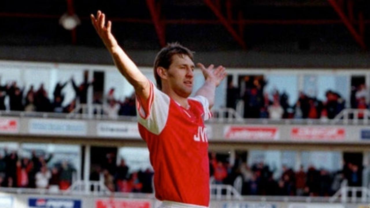 Legenda Arsenal ini mengaku nyaris diangkut Sir Alex ke MU