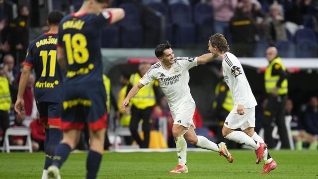 Foto: Menilik Tendangan Roket Luka Modric saat Bawa Real Madrid Tumbangkan Girona di Liga Spanyol