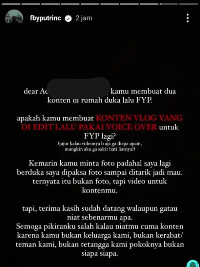 Feby Putri Murka Seorang Fans Membuat Konten Vlog di Tengah Pemakaman Ibunya