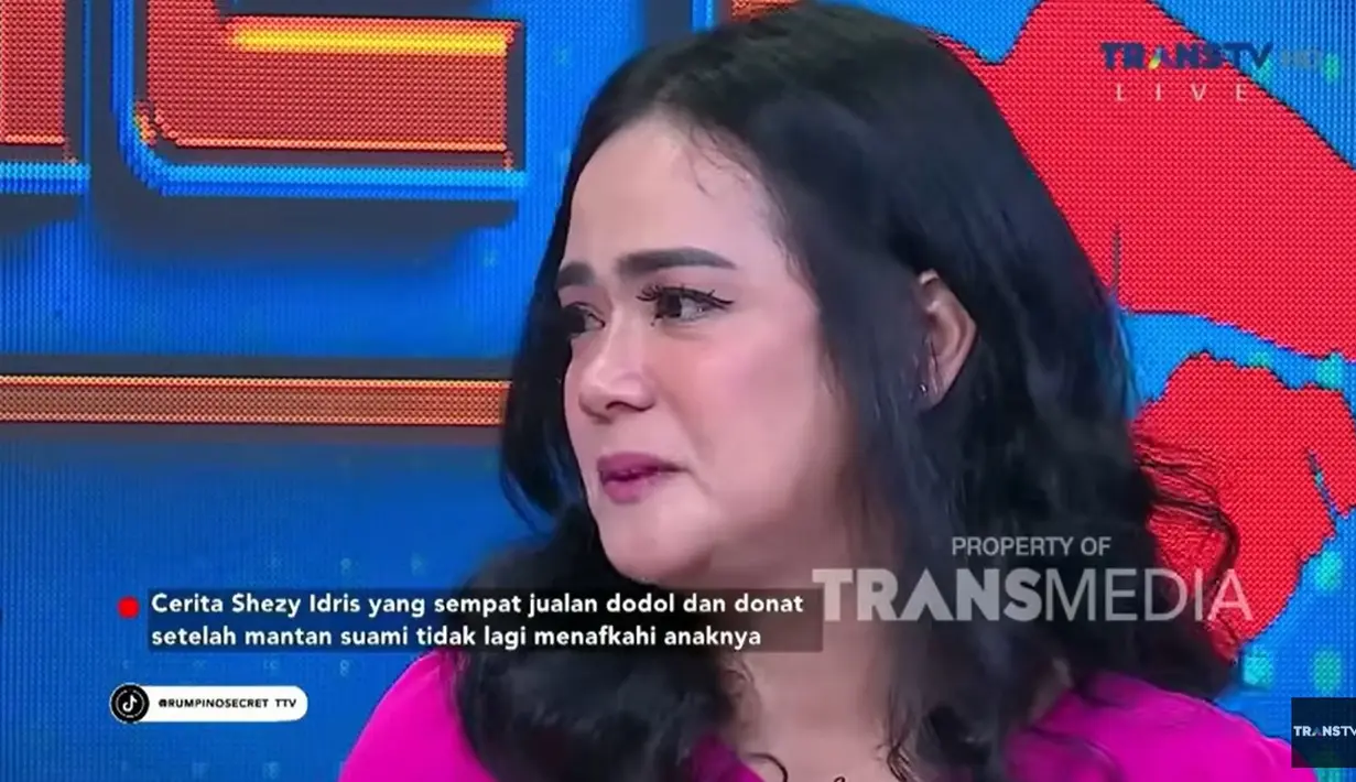 Shezy mengaku untung dari jualan donat tersebut juga tak seberapa. "Ada saudaraku jualan dodol, aku bilang 'aku jualin ya di sekolah,' kata Shezy.  [Youtube/TRANS TV Official]