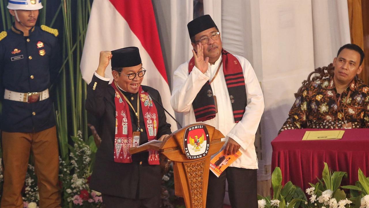 Nama Munaroh Menggema saat Mandra Kawal Rano Doel Karno Naik 'Oplet' ke KPU Jakarta