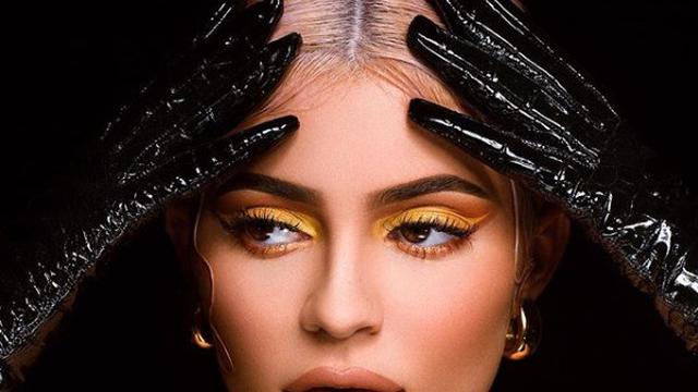 Lucunya kemasan 3D kosmetik Kylie Jenner untuk Halloween