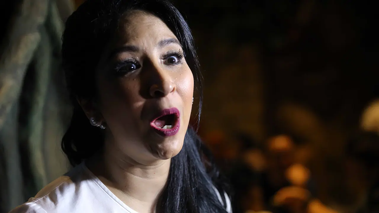 [Bintang] Novita Angie